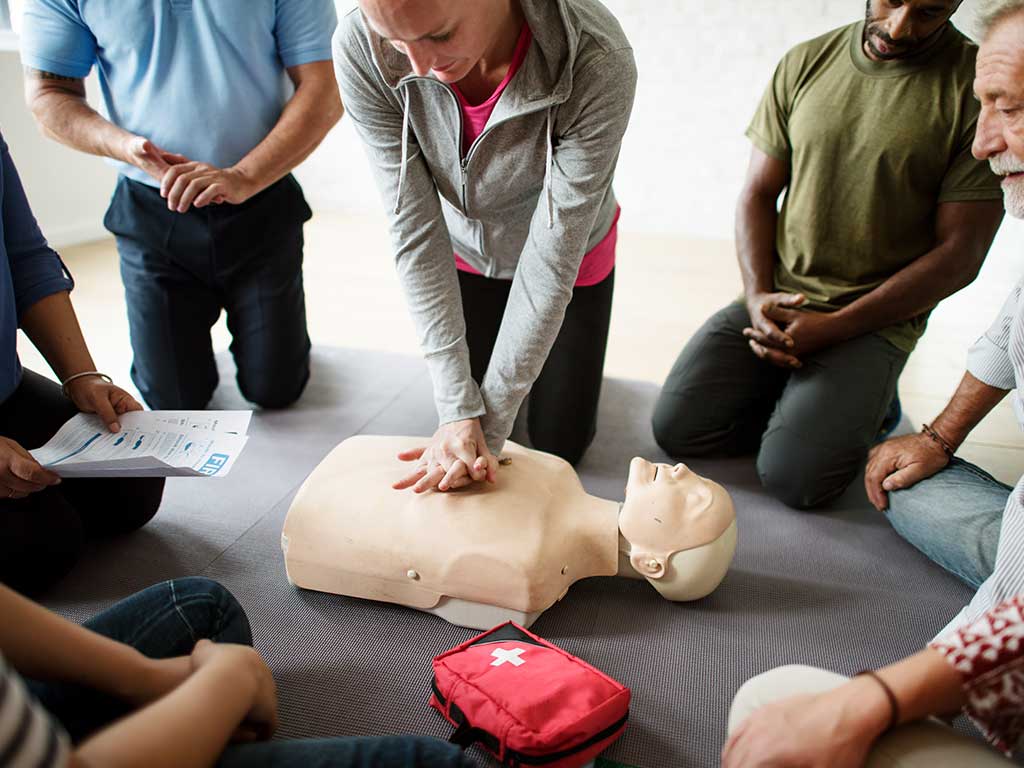 People taking CPR couse